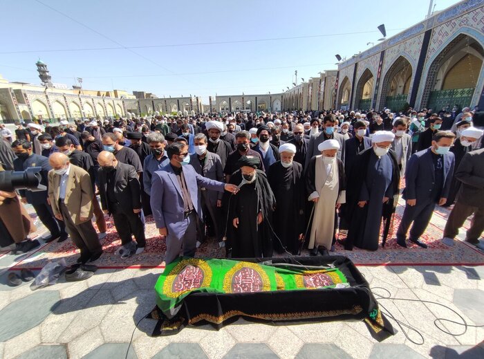 مراسم تشییع پیکر علامه محمدرضا حکیمی در مشهد