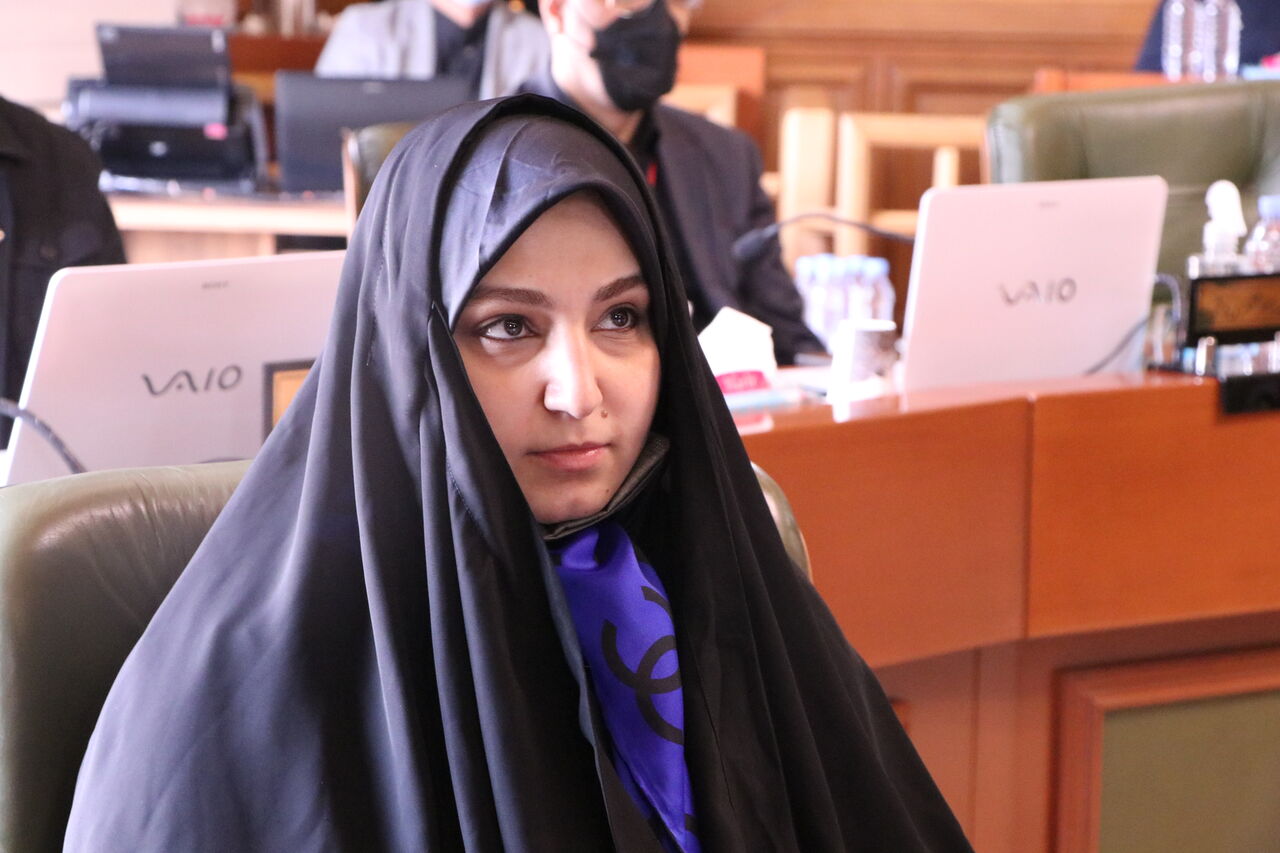 دختر شهید سلیمانی: شورای شهر تهران در خشت اول مانده است