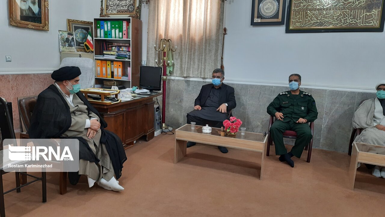 امام جمعه: خدمات نظام اسلامی در چابهار مثل آفتاب تابان می‌درخشد