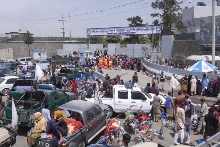 شمار کشته‌های فرودگاه کابل به ۲۵ تن رسید