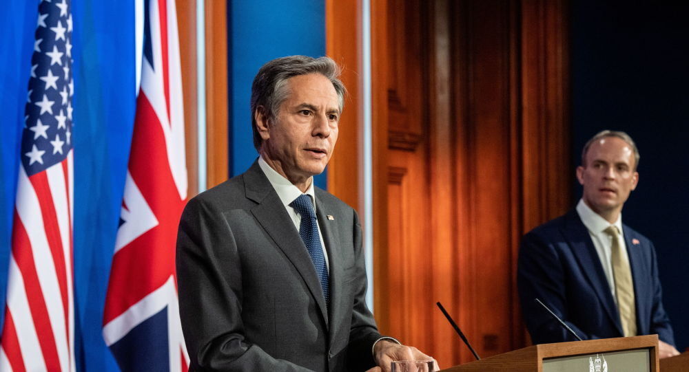 انفجارهای مرگبار کابل/ وزیران خارجه آمریکا و انگلیس گفت و گو کردند