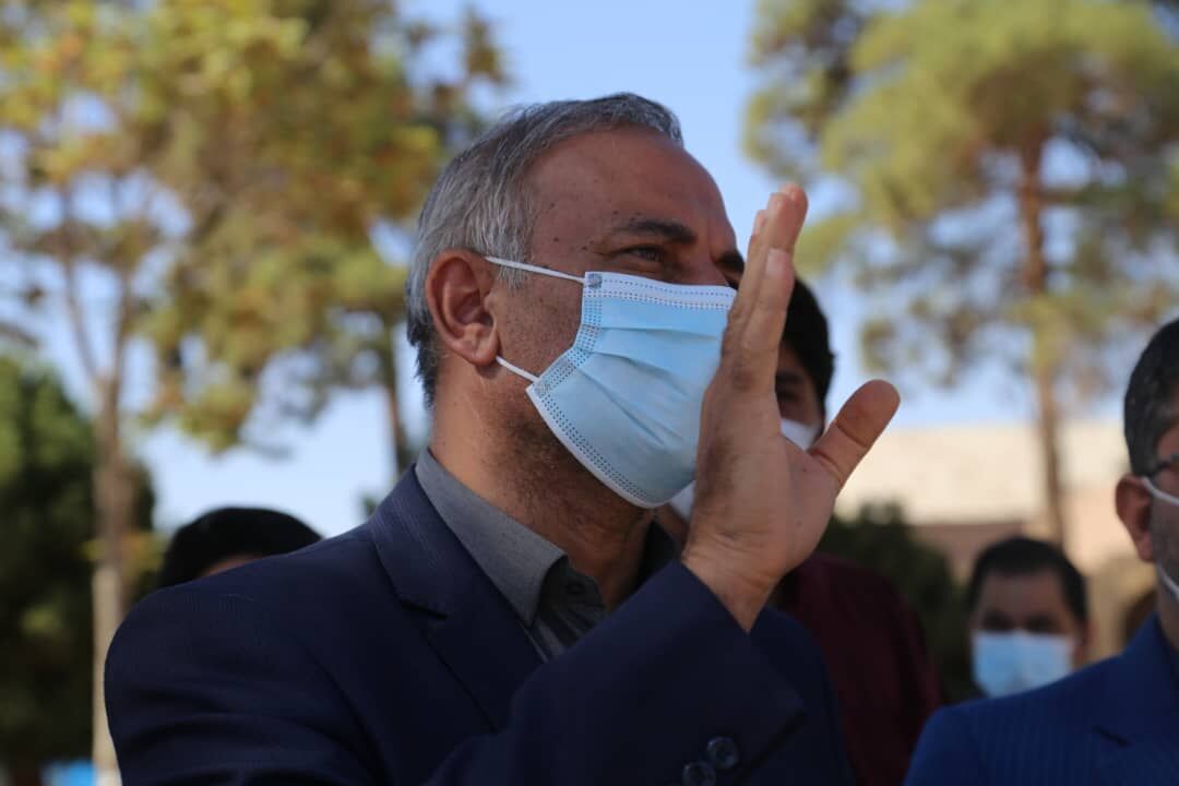 شهرداری مسئولیتی در قبال انتقال آب فاضلاب کرمان ندارد