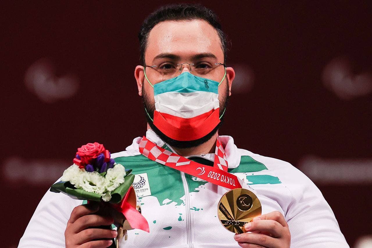 Ростами принес Ирану первое "золото" на Паралимпиаде в Токио-2020