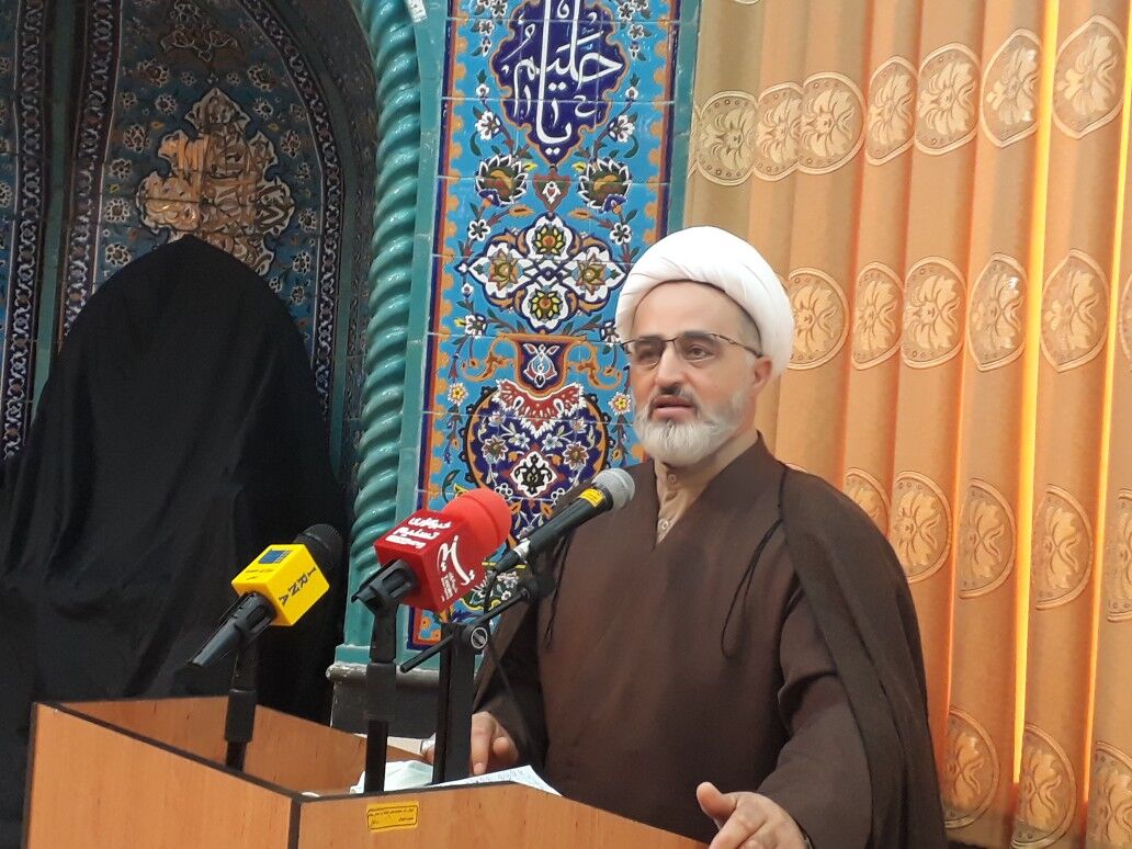 ۲۰ هزار طلبه در میدان مبارزه با کرونا فعالیت دارند