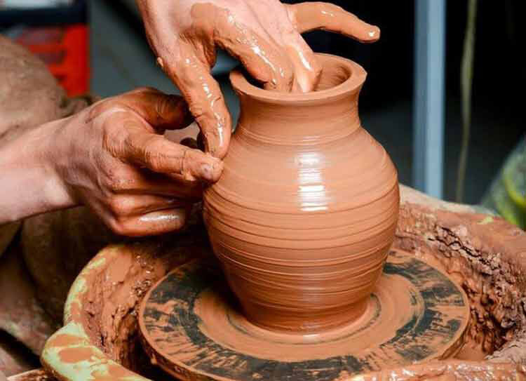 عضوگیری در انجمن صنفی سراسری هنرمندان سفالگر ایران 