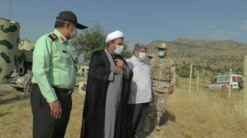 حضور معاون بهداشت و درمان ناجا در منطقه مرزی سردشت آذربایجان غربی