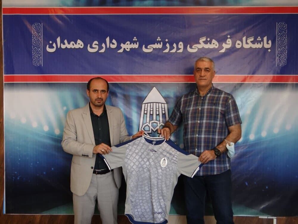 سرمربی شهرداری همدان: فصل سختی را در لیگ یک پیش رو داریم
