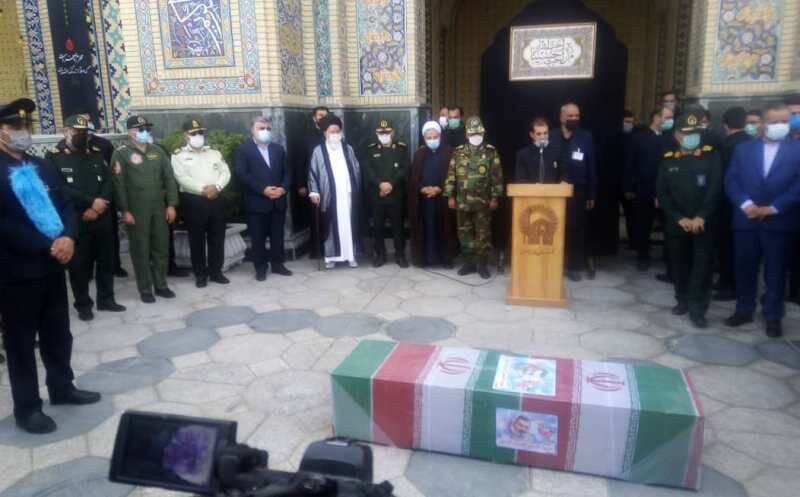 پیکر سرلشگر فیروزآبادی در حرم امام رضا(ع) تشییع شد