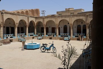 ملحفه بافی در شوشتر