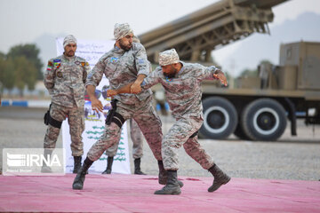 Les militaires iraniens sacrés «Lords of the Weapons»