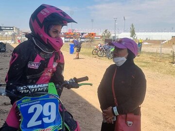 Le bilan positif de la première motocycliste iranienne participant au Championnat du monde de motocross