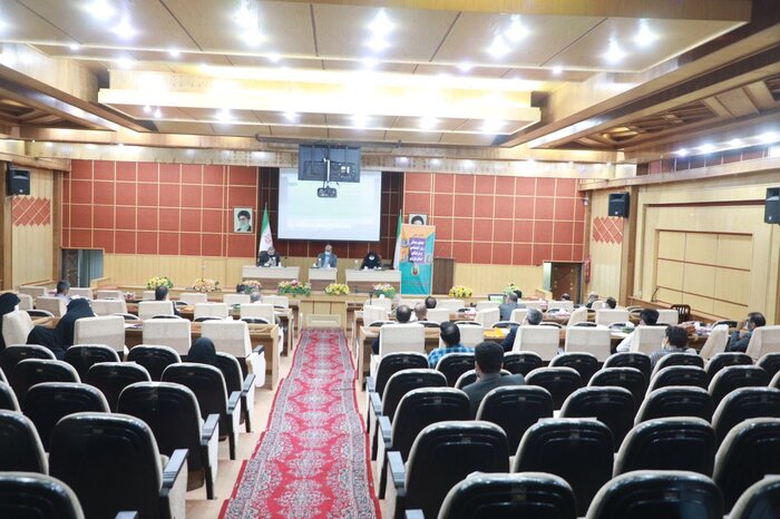 باید جامعه را نسبت به آسیب‌های اجتماعی حساس کرد