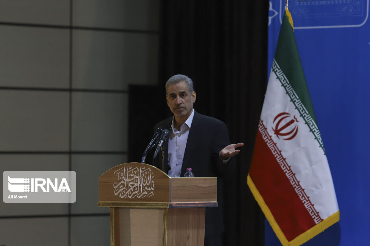 استاندار خوزستان:صنایع بزرگ سهم خود را در توسعه استان ایفا نکردند