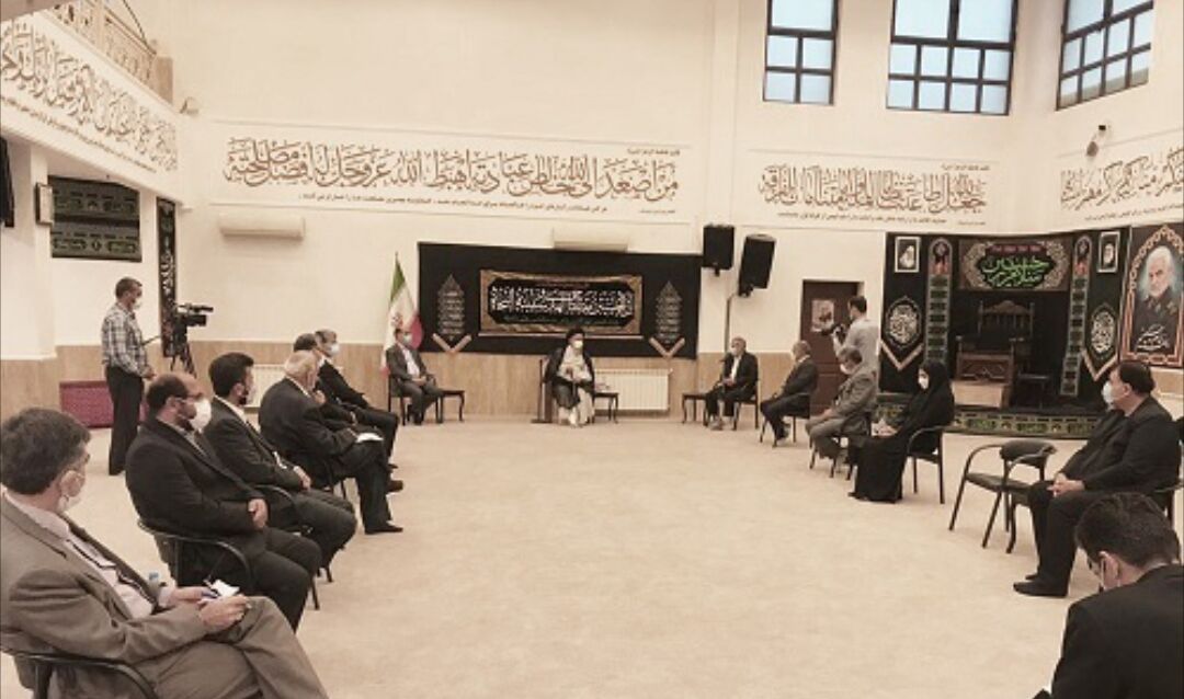 آشنایی با علم و فناوری جایگزین حافظه‌محوری در مدارس شود