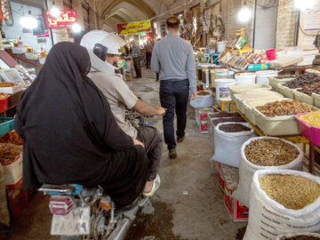 بازار کرمانشاه زیر ذره‌بین بازرسان اصناف است