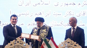 اعطای دکترای افتخاری دانشگاه ملی تاجیکستان به آیت الله رئیسی