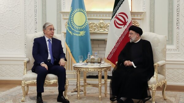 دیدار روسای جمهور قزاقستان و ایران