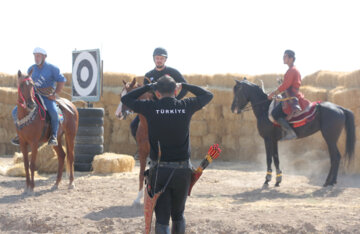 Concurso Internacional de Tiro con Arco a caballo
