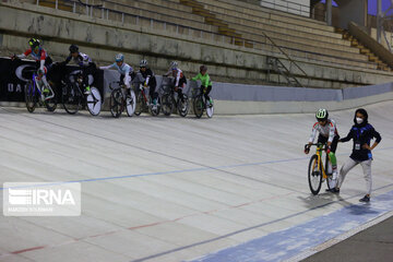 Iran : les compétitions féminines de cyclisme sur piste