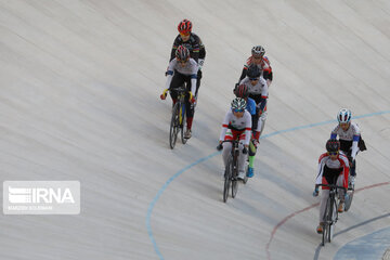 Iran : les compétitions féminines de cyclisme sur piste