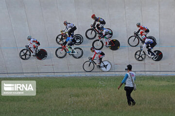 Iran : les compétitions féminines de cyclisme sur piste