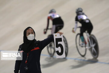 Iran : les compétitions féminines de cyclisme sur piste