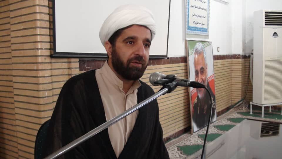 امام جمعه موقت سرپل ذهاب: نماز باعث سلامت روح و روان انسان می شود