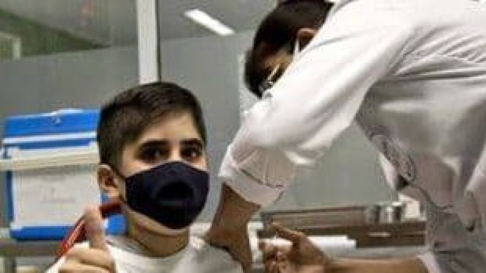 هفت هزار و ۵۰۰  نفر از دانش آموزان قزوینی واکسینه شده اند 