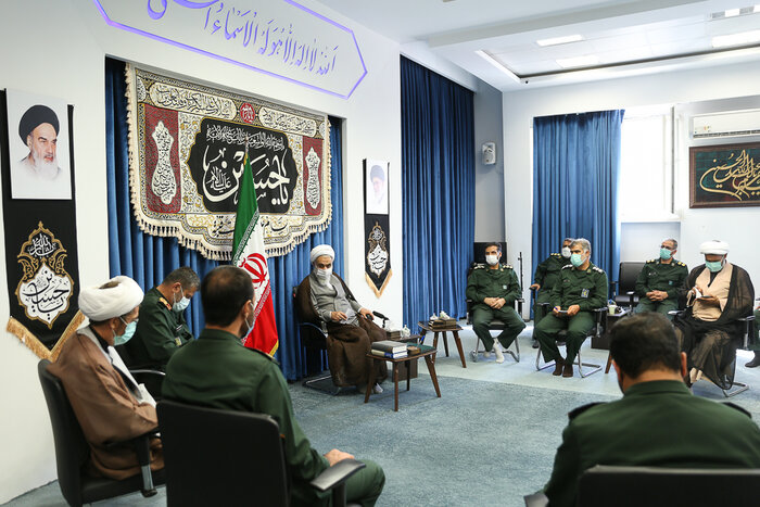 امام جمعه قزوین: ایران در اوج اقتدار نظامی و دفاعی است