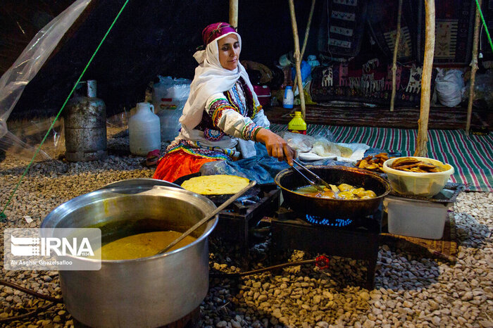 گردشگر خوراک برای تجربه طعم و آشنایی با فرهنگ و آیین غذا سفر می­‌کند