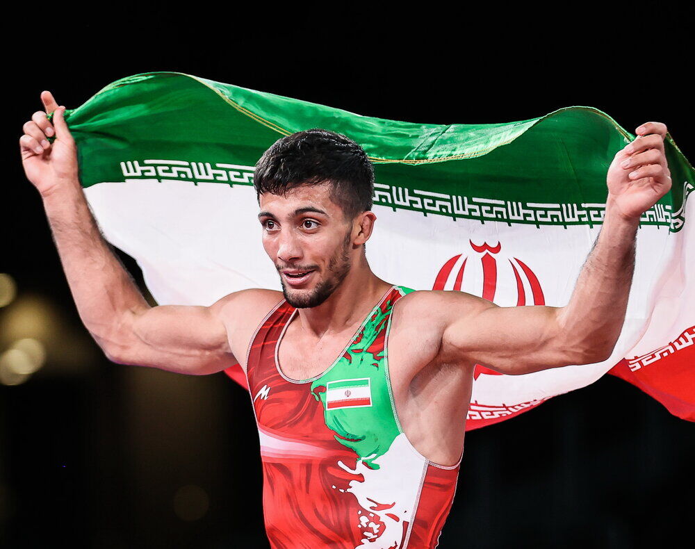 Iranischer Ringer verliert absichtlich gegen deutschen Ringer