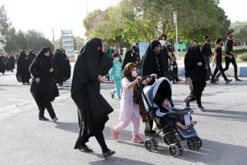 
La Grande Marche d'Arbaeen a travers l'Iran

