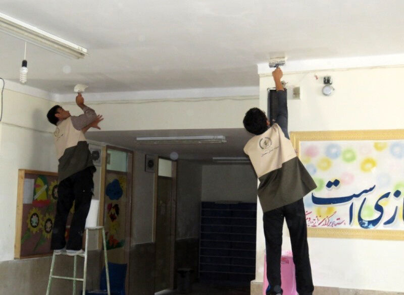 ۵۰ مدرسه در اصفهان توسط دانش آموزان بهسازی شد