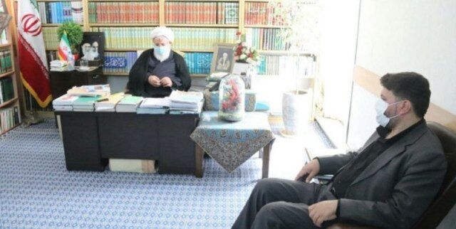 استاندار منتخب یزد به دیدار امام جمعه و استاندار رفت