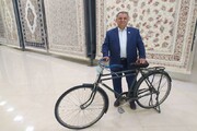 فروشنده‌ای که با یک دوچرخه، صادرکننده برتر آذربایجان غربی شد