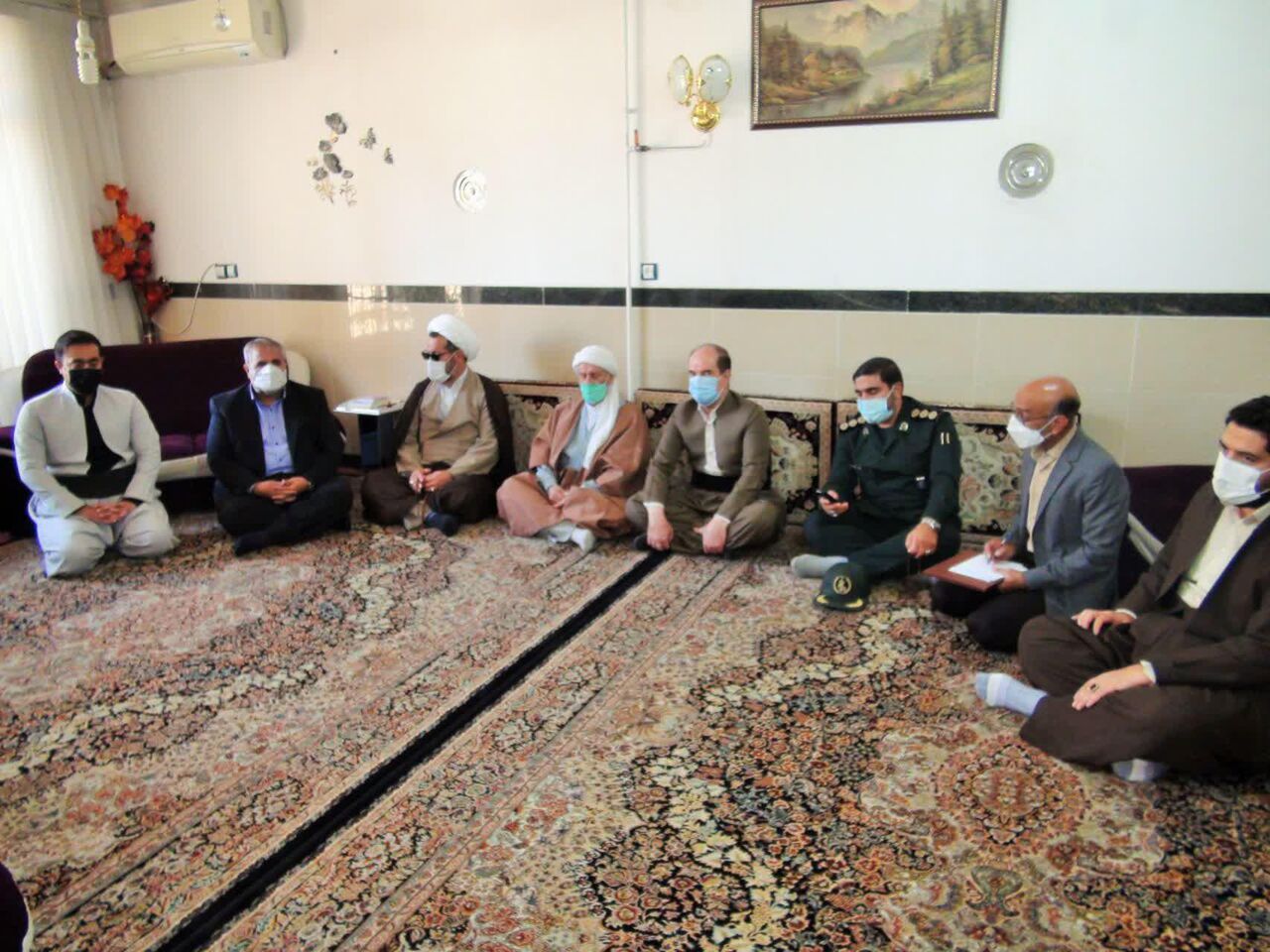 خانواده‌های معظم شهدای شهرستان جوانرود تجلیل شدند