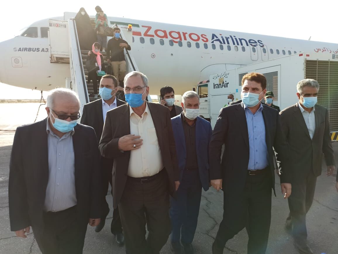 وزیر بهداشت وارد کرمان شد 