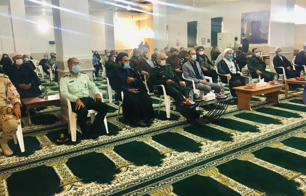 بسیج خلاهای جامعه را پر می کند