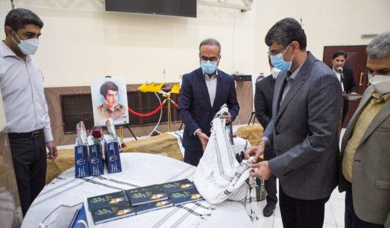 کتاب "خاک،خاک ... آب" در بوشهر رونمایی شد 