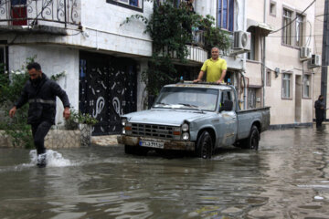 آبگرفتگی معابر در آستارا‎‎