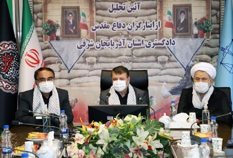 دفاع مقدس اعتماد به نفس مردم را ارتقا داد
