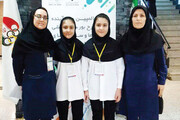 Iranische Zwillinge reisen nach Saudi-Arabien, an der Weltmeisterschaft im Gewichtheben teilzunehmen