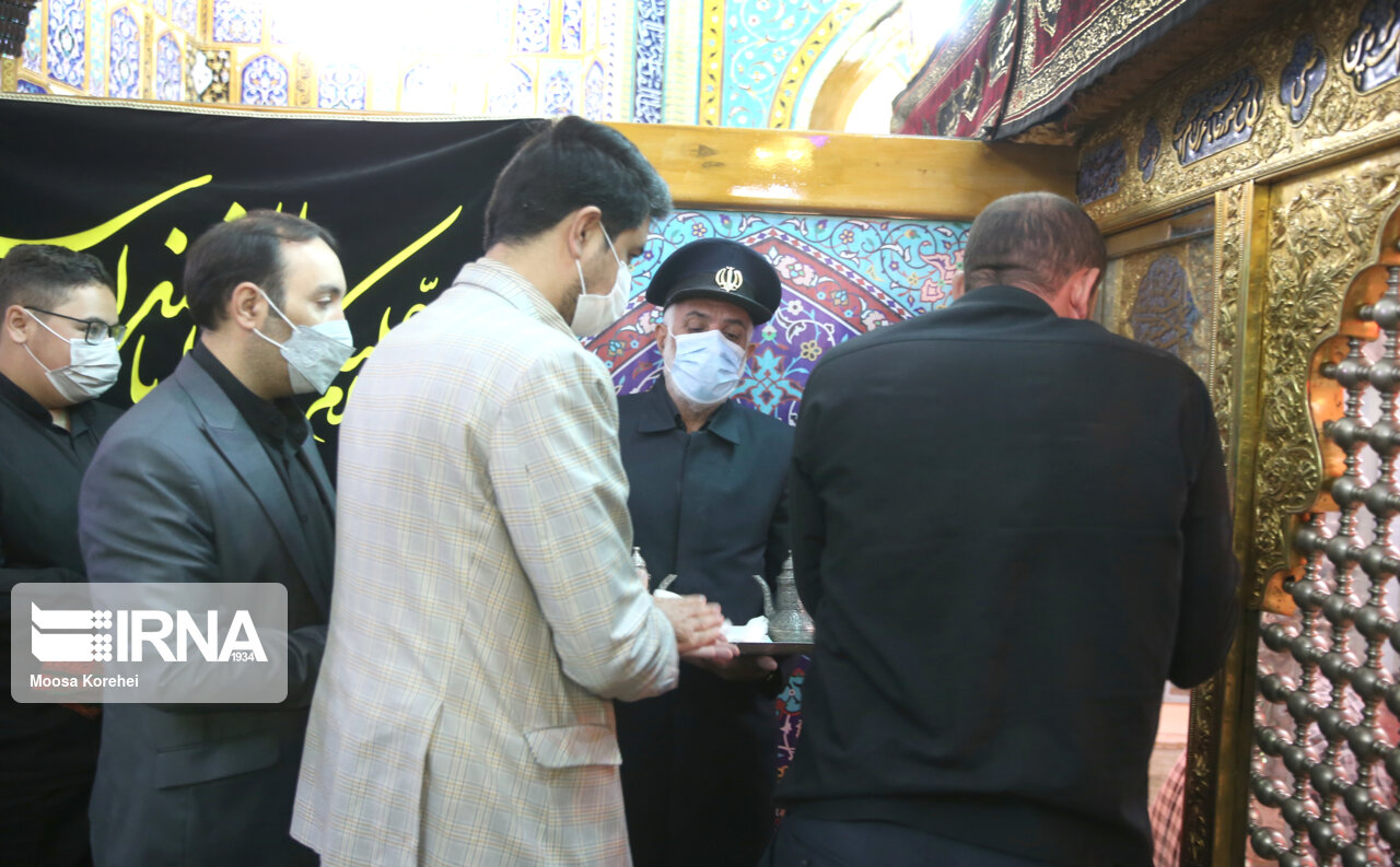 عمل واقفان درس بزرگی برای همگان است