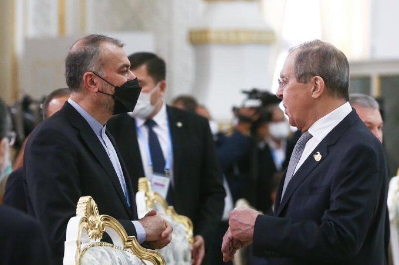 ایران و روسیه بر توسعه همکاری‌ها تاکید کردند