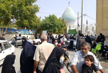 پیاده روی از حرم تا حرم بمناسبت سالروز شهادت امام رضا  (ع) در بوشهر
