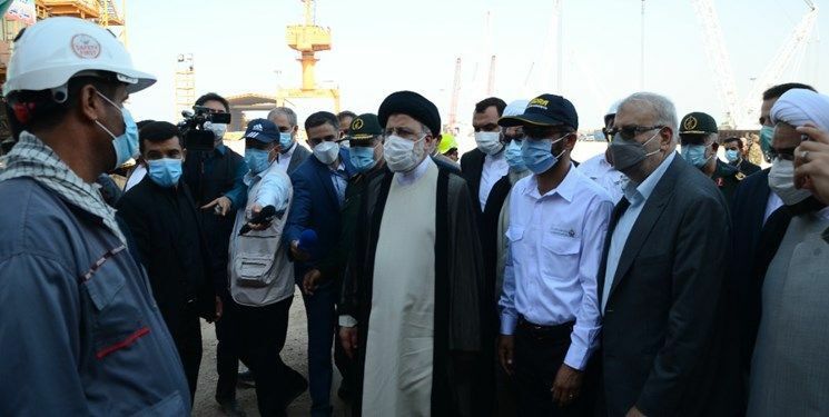 رئیس جمهوری از شرکت صنعتی دریایی ایران در بوشهر بازدید کرد

