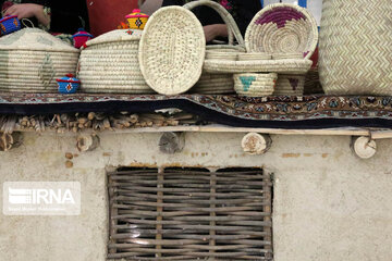 Iran : atelier de la vannerie dans un village à Marivan à l’ouest