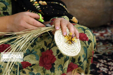 Iran : atelier de la vannerie dans un village à Marivan à l’ouest