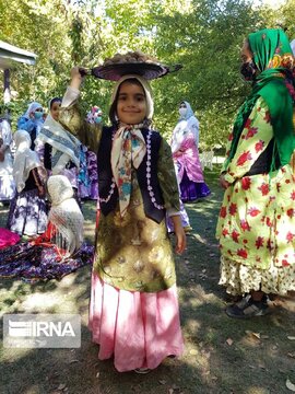 Fête de la noix à Khalkhal ( située dans la province d'Ardabil au nord de l'Iran)