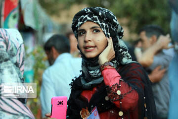 Festival de la prune et de la cuisine locale à Hamedan